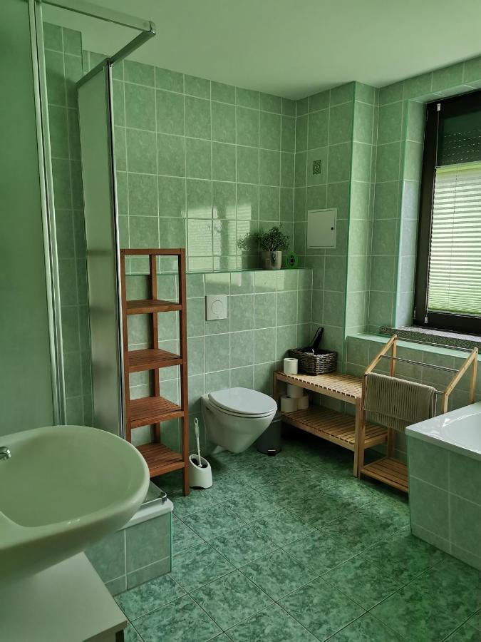 Monteur- Und Ferienwohnung In Hainichen - Obergeschoss Oder Dachgeschoss - Familie Weber Bockendorf Ngoại thất bức ảnh